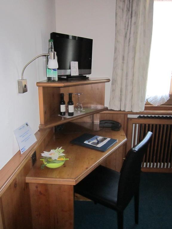 Hotel Zum Kreuz Aarau Buitenkant foto
