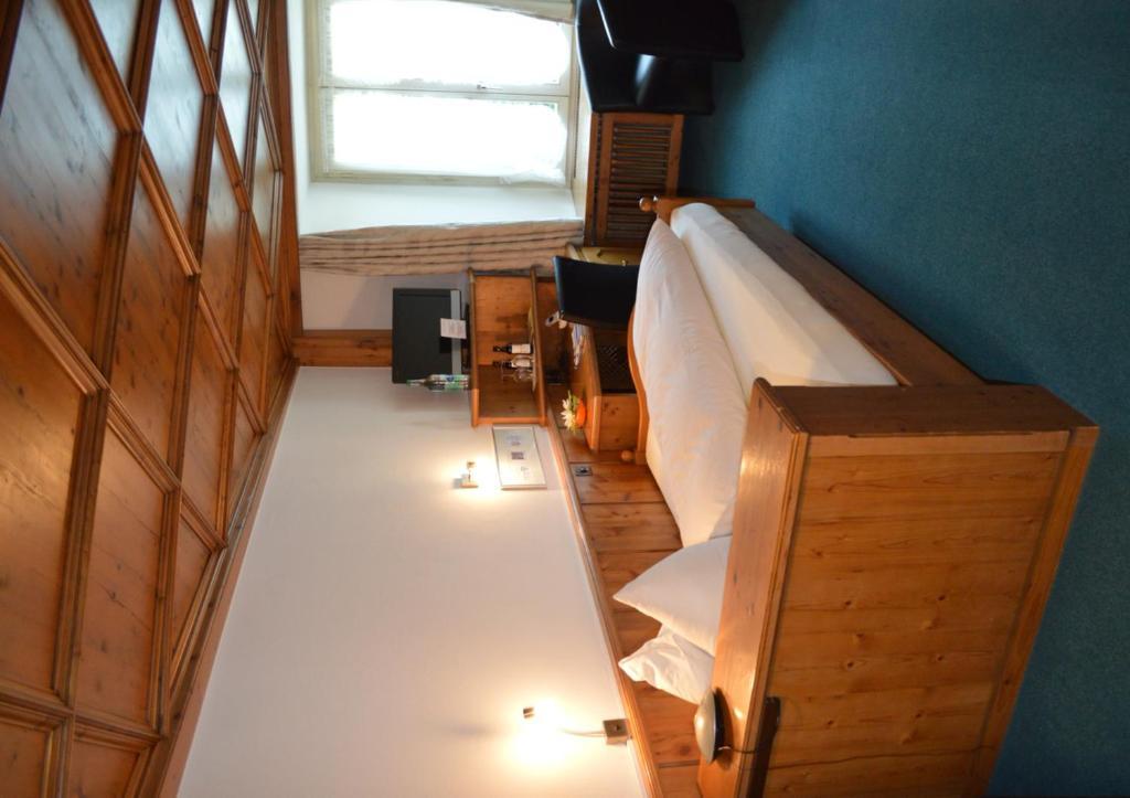 Hotel Zum Kreuz Aarau Kamer foto